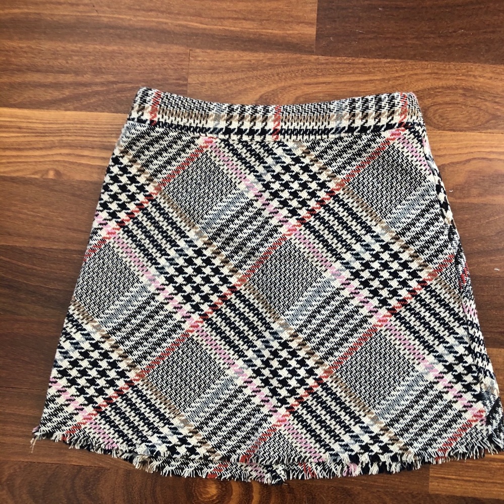 hello molly NWT skirt size small